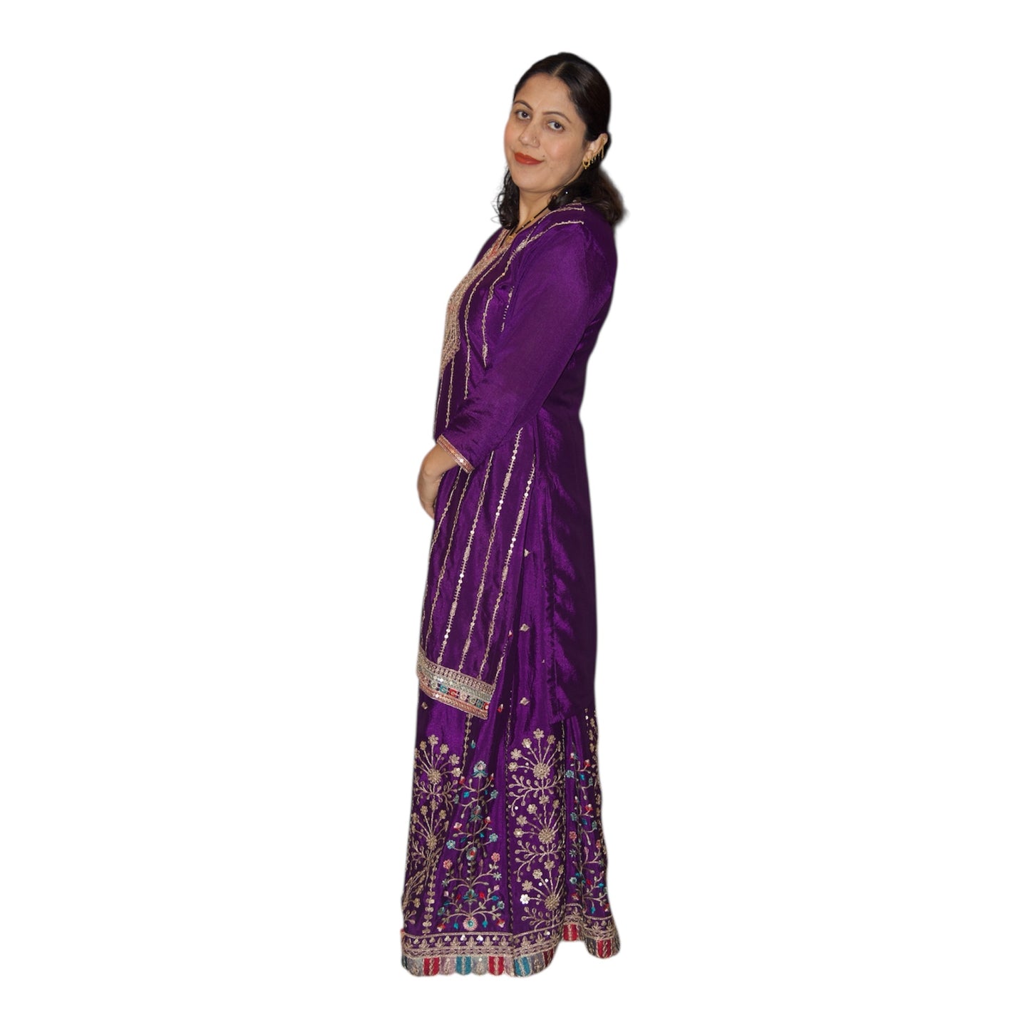 Women’s Chinnon Silk Kurta Set with Intricate Embroidery Design